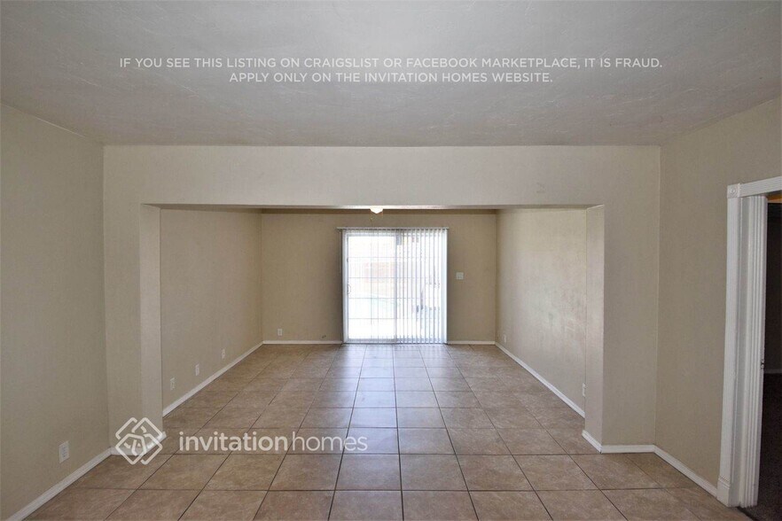 Building Photo - 5043 N 20th Ave