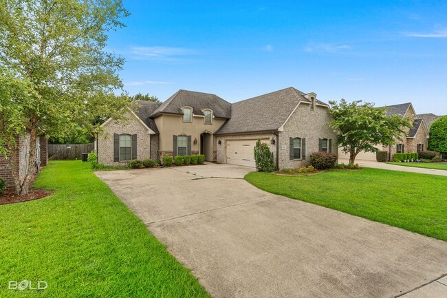 Building Photo - Beautiful 3 bedrooms 2 bathrooms In South ...