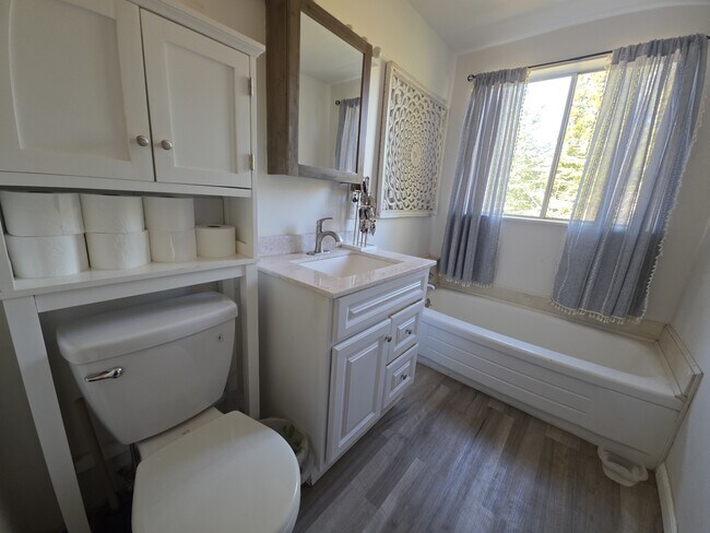 Building Photo - 5040 Wilson Hill Rd