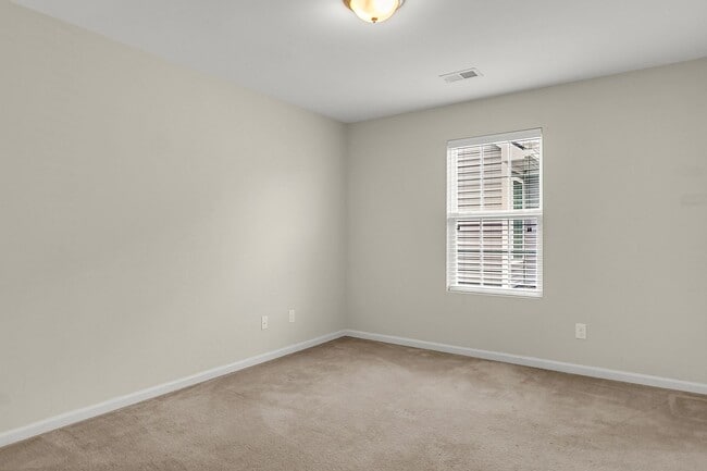 Building Photo - Beautiful Summerville Property for Rent!