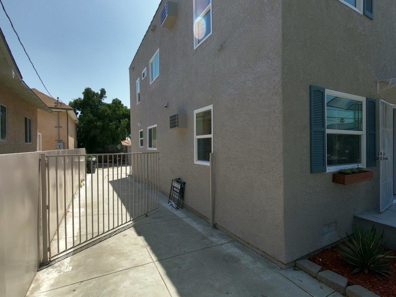 Building Photo - 2708 Council St