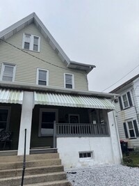 Building Photo - 3 bedroom 2 bathroom