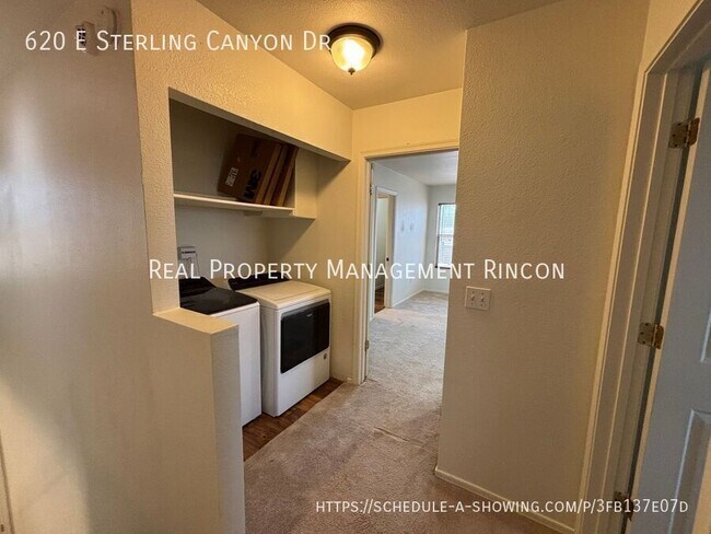 Building Photo - 620 E Sterling Canyon Dr