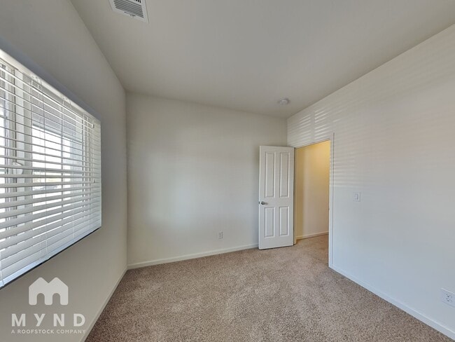 Building Photo - 14320 Loyola Dr
