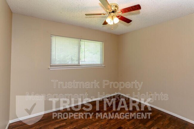 Building Photo - 1230 Preswick Cir
