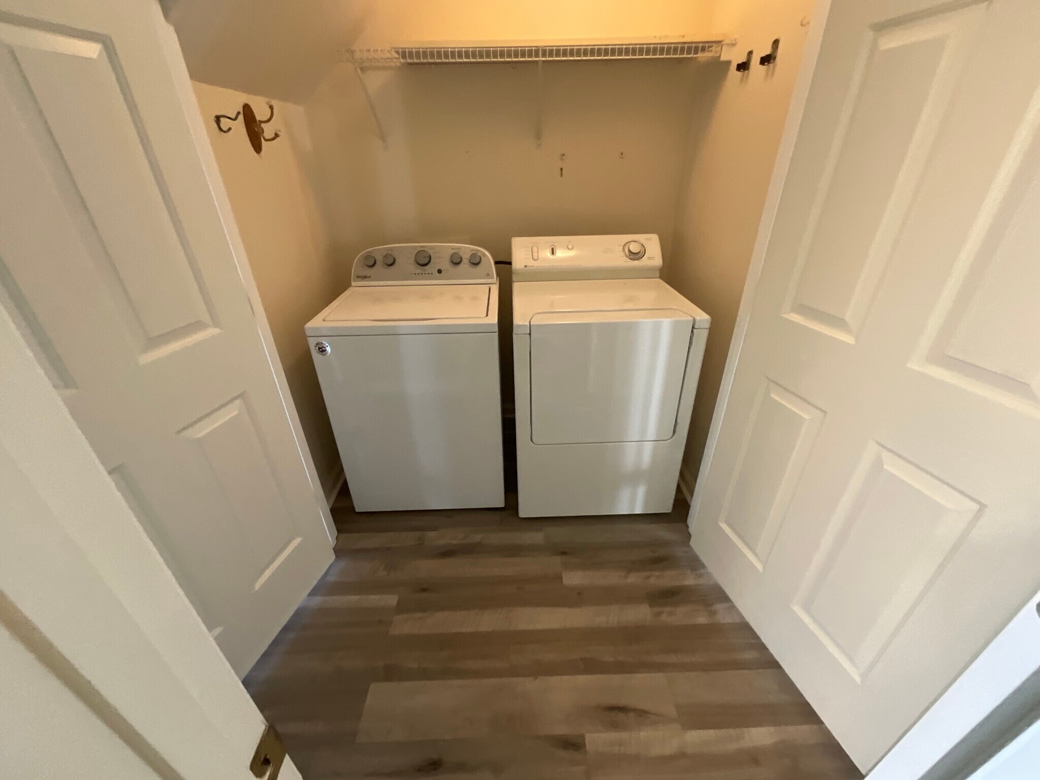 Washer Dryer - 1965 Charlotte Hwy