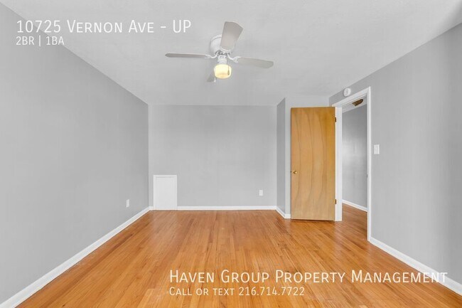 Building Photo - 10725 Vernon Ave
