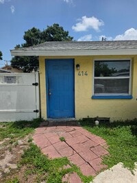 Building Photo - 414 28th Ave W