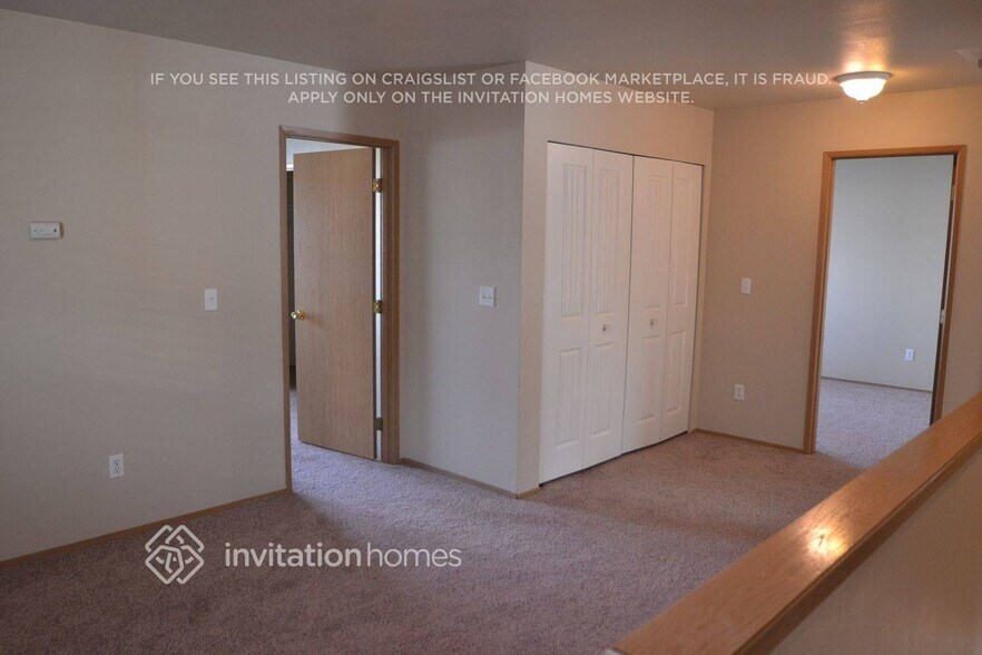 Building Photo - 9502 187 St Ct E