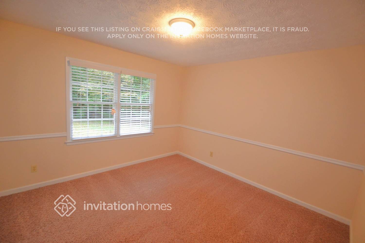 Building Photo - 2077 N Landing Way