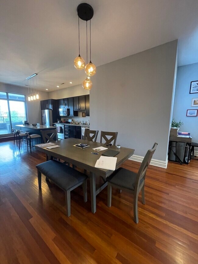 Building Photo - 1746-52 W North Ave