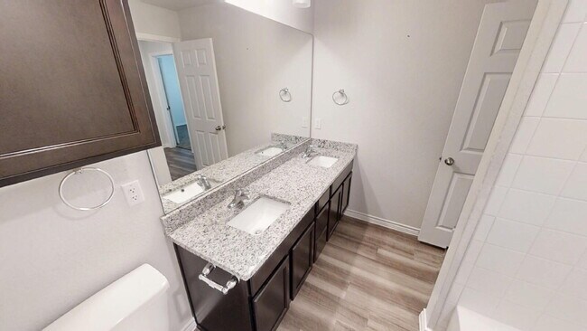 Building Photo - "Charming 4-Bed Oasis with Granite Touches in Nolanville – 1737 Sq Ft of Comfort!"