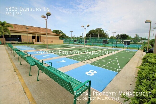 Building Photo - 5803 Danbury Ln