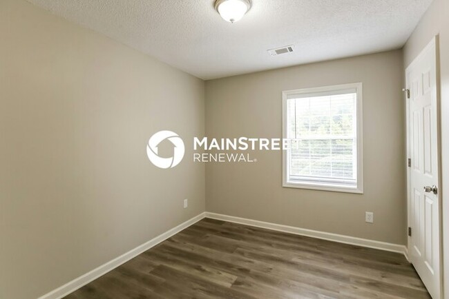 Building Photo - 2535 Valient Dr
