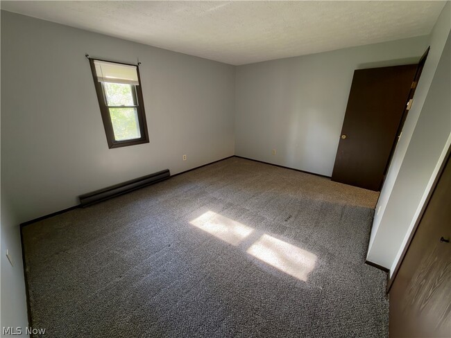 Building Photo - 2814 Forest Ln