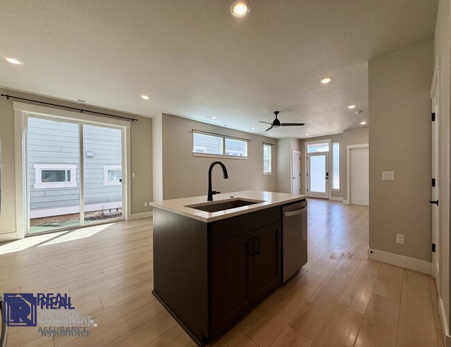 Building Photo - MOVE-IN SPECIAL - Stunning Butternut Creek Home with Bonus Room & 2-Car Garage