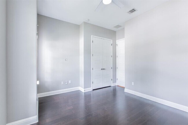 Building Photo - 5121 Cornflower Dr