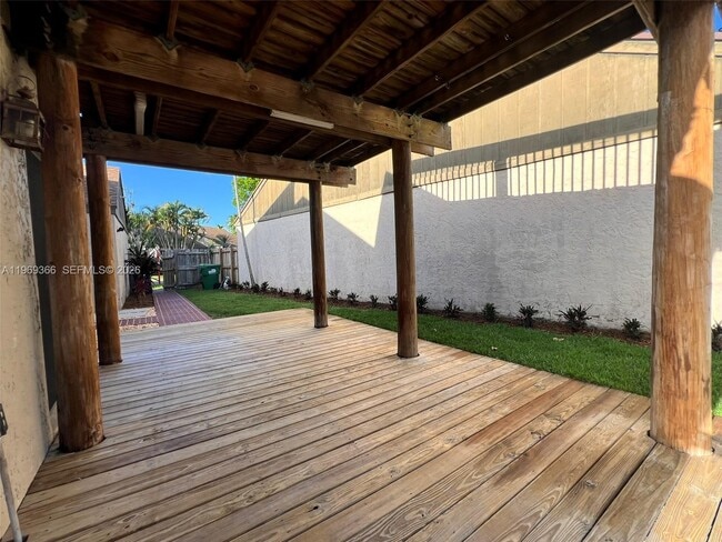 Building Photo - 7512 SW 95th Pl