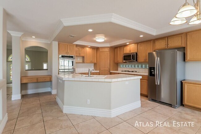 Building Photo - 3704 Fisherking Dr