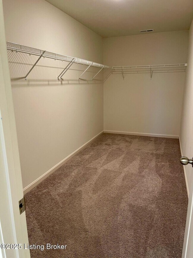 Building Photo - 12013 Cascade Falls Trl