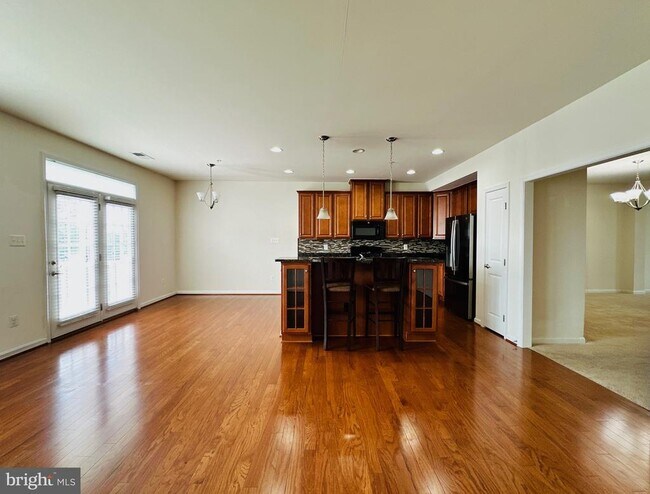 Building Photo - 7396 Brunson Cir