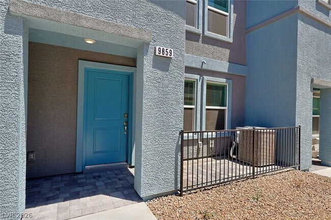 Building Photo - 9859 Hidden Pass Ave