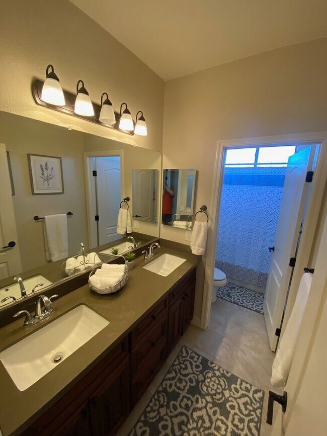 Building Photo - 14443 W Boca Raton Rd