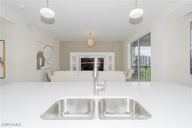 Building Photo - 5583 Double Eagle Cir