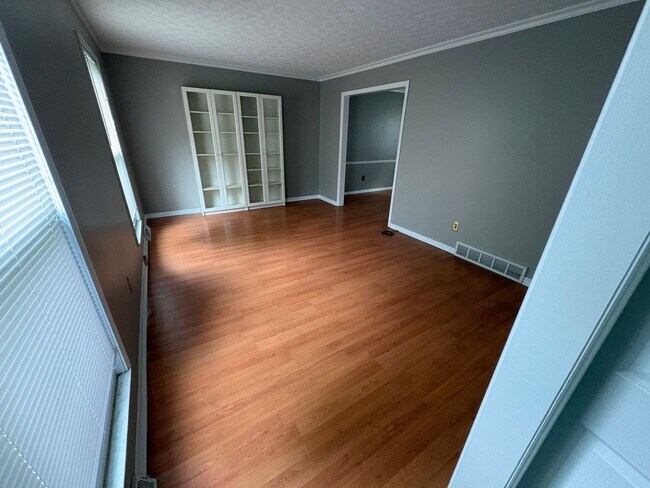 Building Photo - 13236 E Crosset Hill Dr