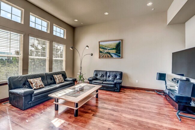 Building Photo - 7812 Vallagio Ln