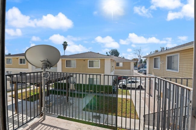Primary Photo - 9210 Kenwood Dr