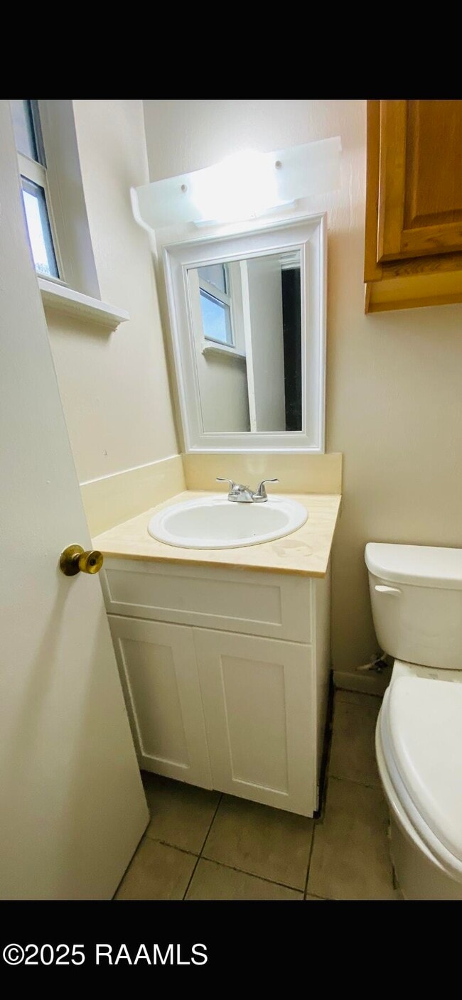 Building Photo - 1103 Dulles Dr