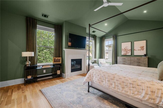 Building Photo - 1381 Wessyngton Rd NE