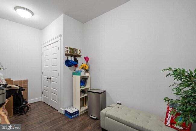 Building Photo - 35898 Quantum Pl