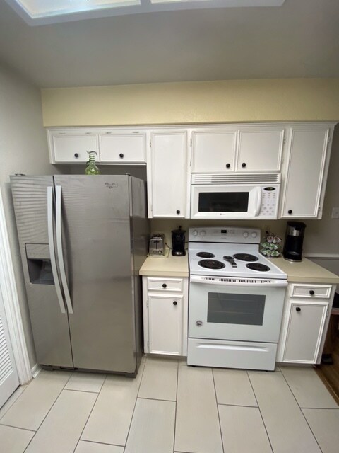 Building Photo - 373 Fantail Loop