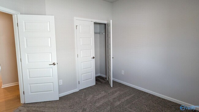 Building Photo - 162 Fenwick Pl