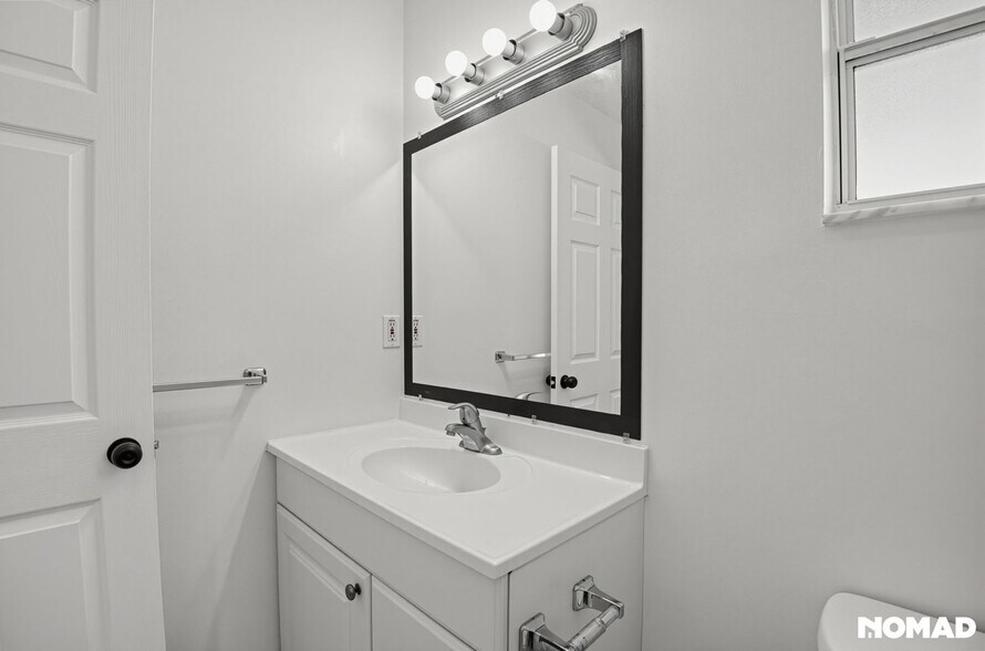 Building Photo - 449 Brookedge St NE