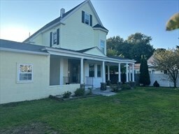 Primary Photo - 633 Plantation St