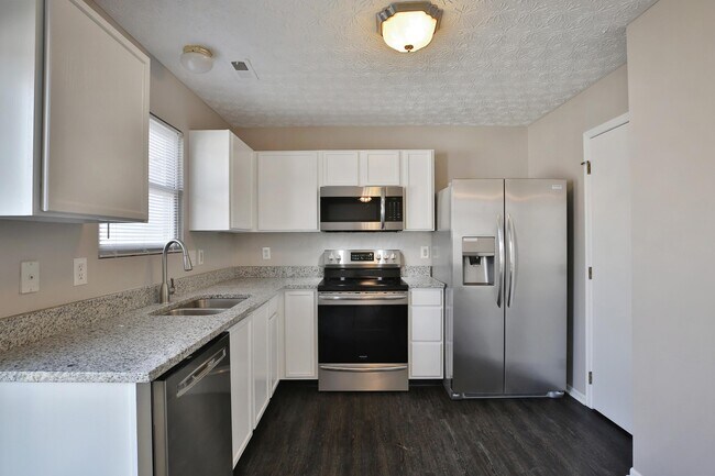 Building Photo - 1843 Canopy Ln