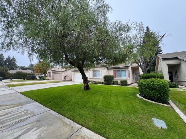 Building Photo - Great Family Home in Southwest