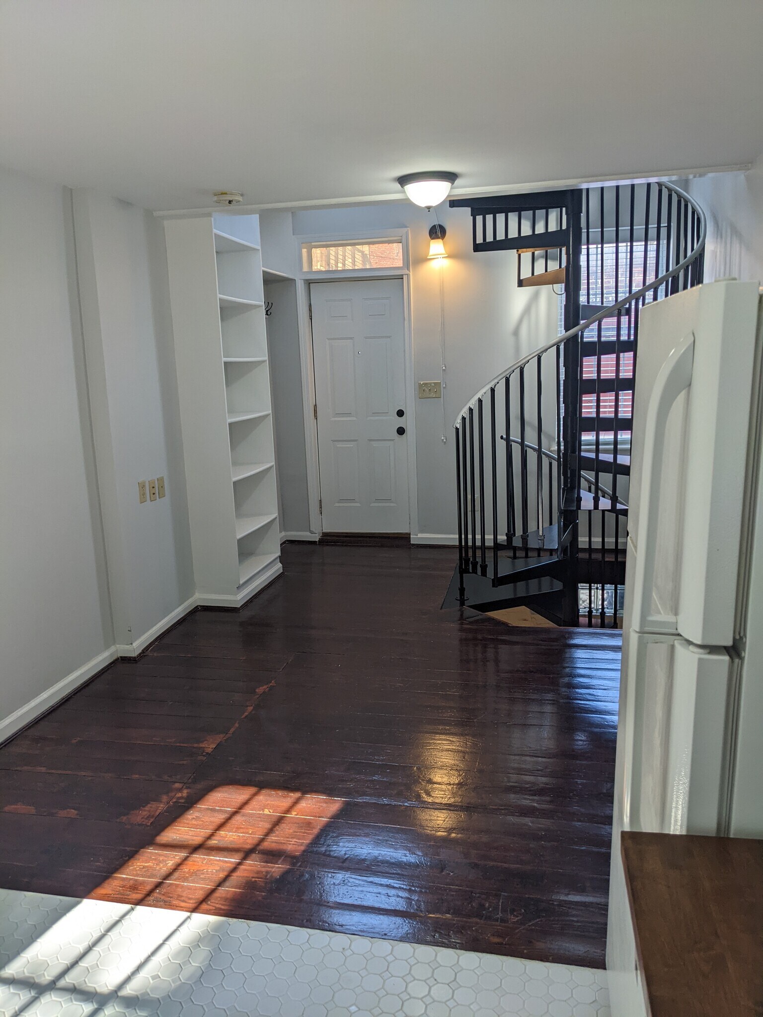 Living room - 1528 Olive St