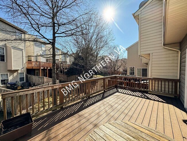 Building Photo - 4647 Flatlick Branch Dr