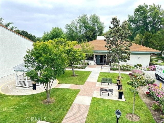 Building Photo - 4704 Park Granada