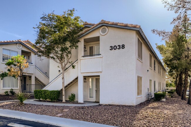 Primary Photo - FULLY FURNISHED 2 bedroom condo!
