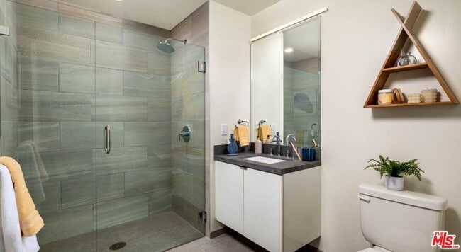 Building Photo - 10375 Washington Blvd