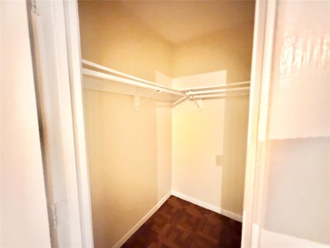 Building Photo - 6257 Manor Rd