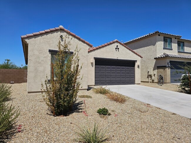 Primary Photo - 24388 W Verlea Dr