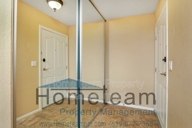 Building Photo - 3030 Suncrest Dr