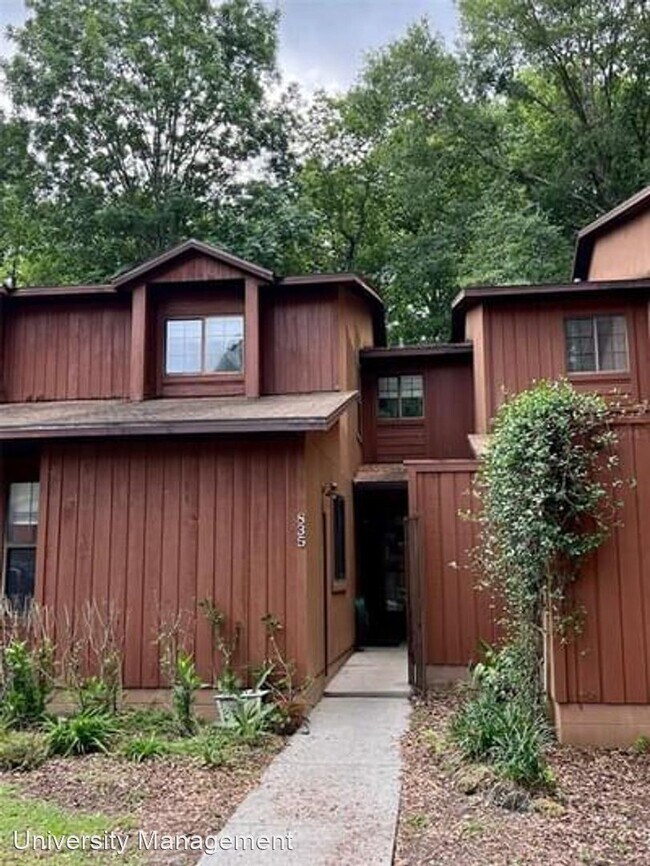 3 br, 3 bath House Rockwood 835 S.W. 5... 835 SW 56th Terrace