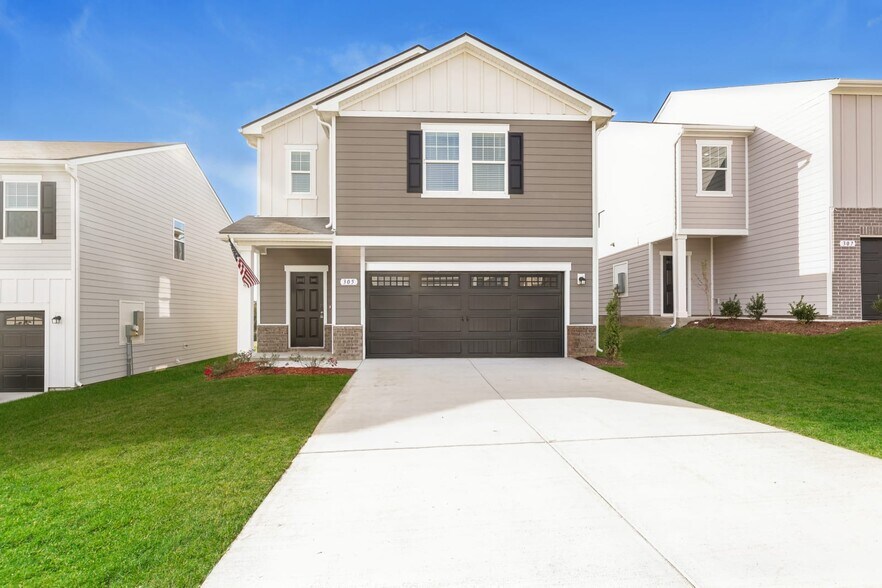 Primary Photo - 305 Nasturtium Wy